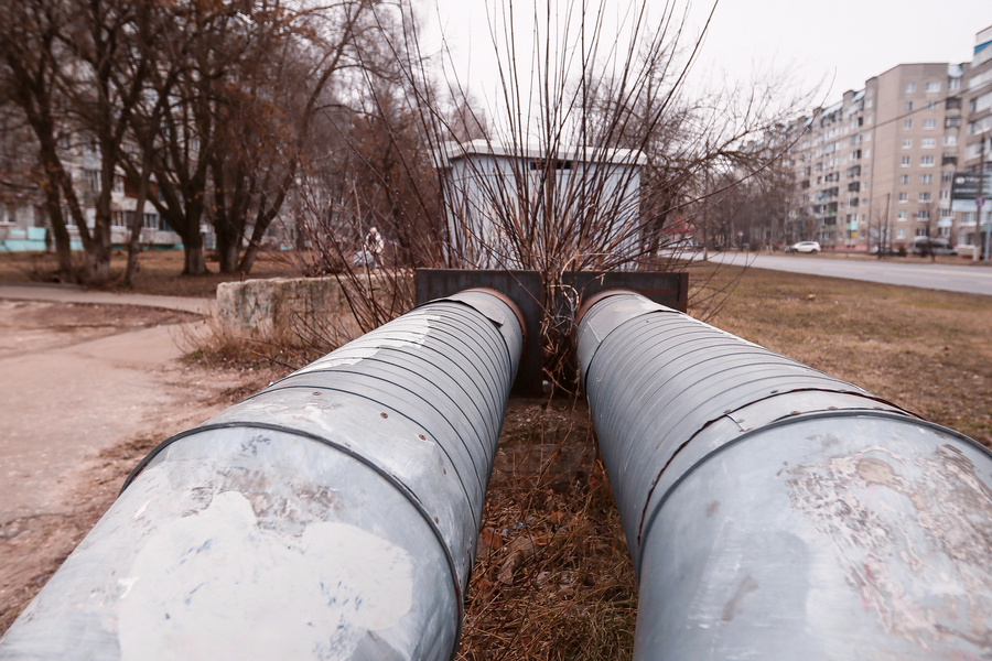 Трубопроводы тепловых сетей. Тепловые сети. Магистральные тепловые сети. Губкин ремонт теплосети. Тепловые сети и теплотрассы.