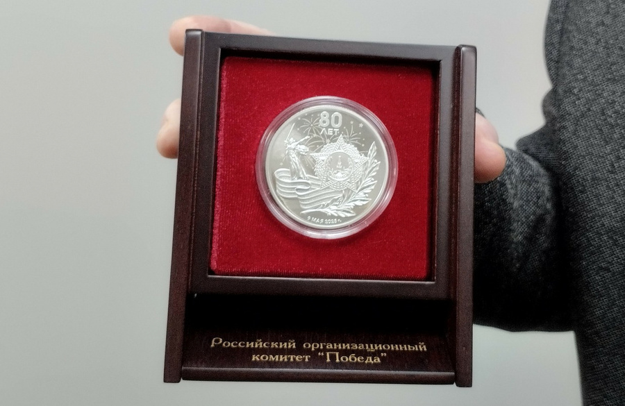 Церемония награждения на заседании координационного совета по патриотическому воспитанию во Владимире