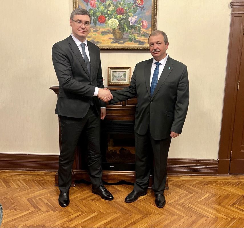 Встреча губернатора Авдеева с консулом Лукьянцевым в Шанхае