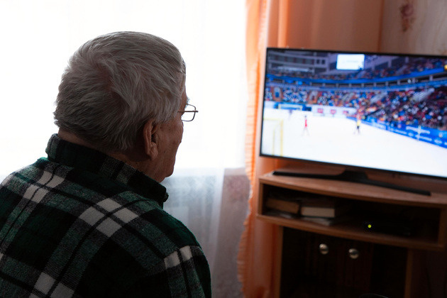 Телевизионная вышка и оборудование связи