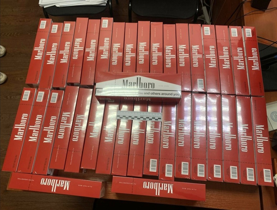 Контрафактные сигареты