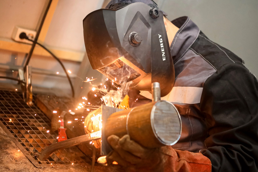 Участники конкурса профессионального мастерства работников ЖКХ