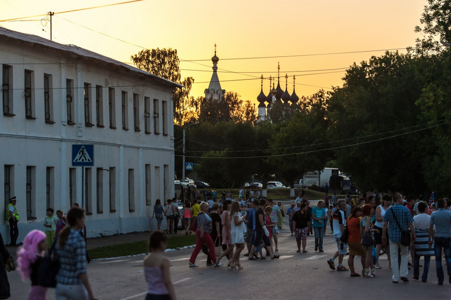 Древний муром. Население города Муром 2022. Муром лето 2006. Набережная Мурома 2022. Муром летом.