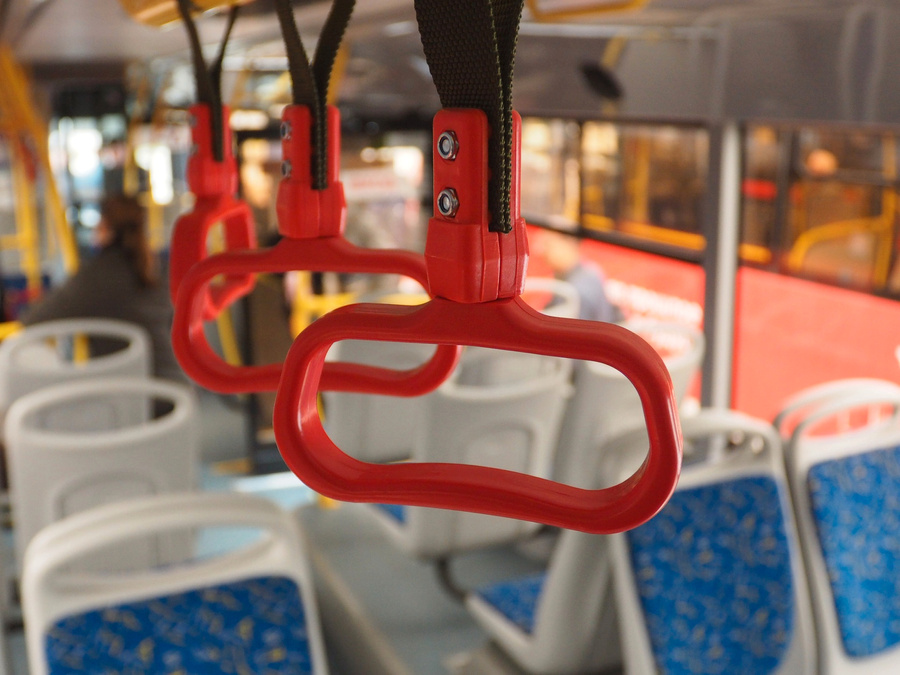 Автобус в городе