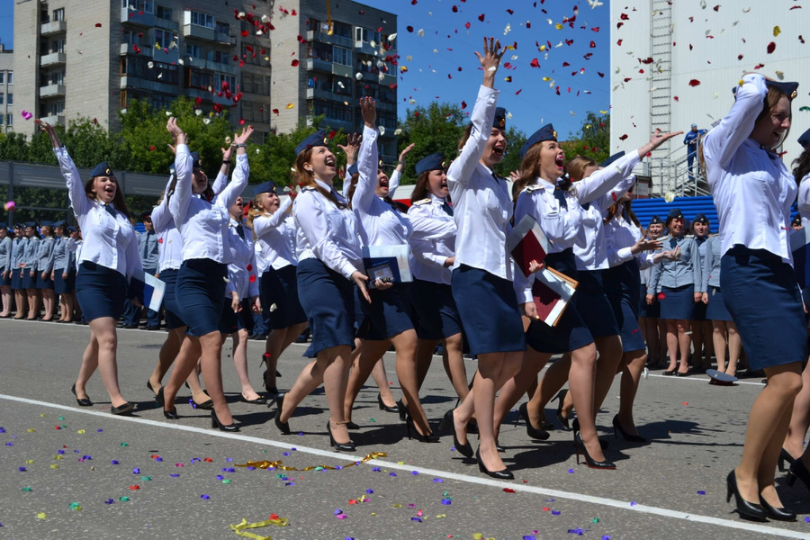 Вюи фсин. ФСИН Владимир институт. ВЮИ ФСИН выпуск. ВЮИ ФСИН России Владимир выпускники 2003г. ВЮИ ФСИН выпускной.