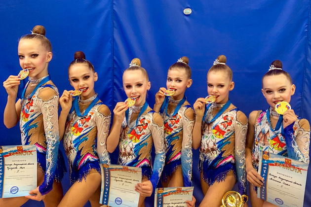 кондратюк кубок первого канала 2022. 1 канал прыжковый турнир 2024. кубок первого канала по фигурному катанию 2022 прыжковый турнир. марк кондратюк фигурист. 1 канал прыжковый турнир 2024.