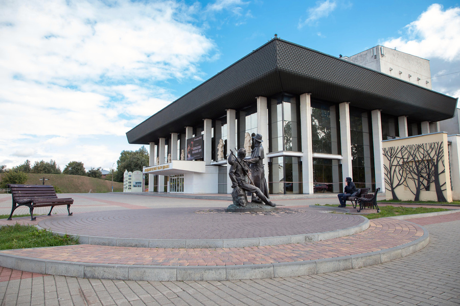 театр им луначарского во владимире. луначарского. луначарского. владимирский областной академический театр. владимирский академический областной драматический театр.