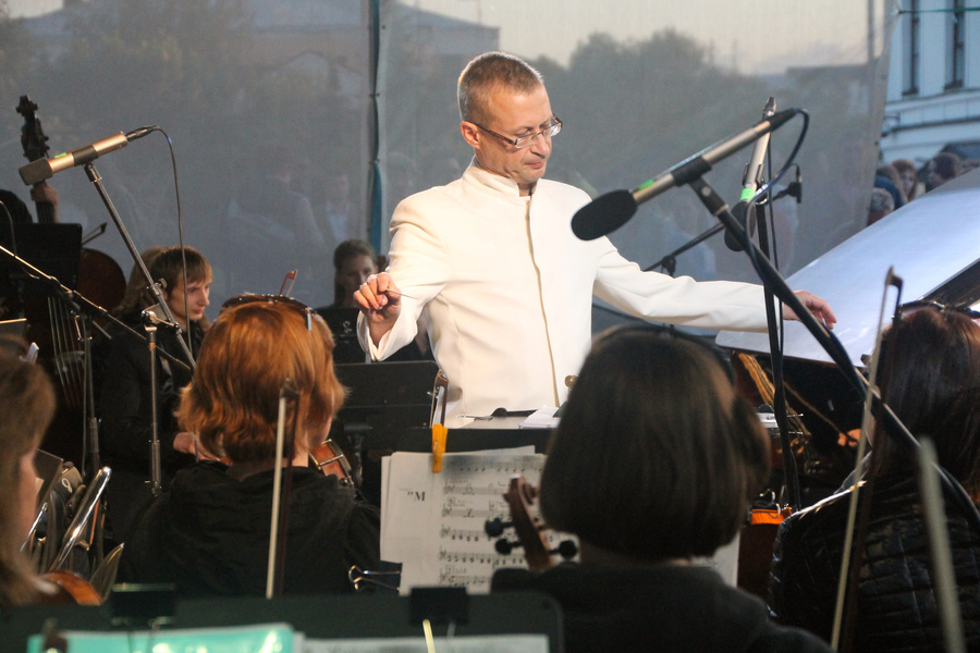 Хоровод на сцене. Владимирская область концерты. Владимирский русский оркестр. Владимирская область концерты. Владимирская область концерты.