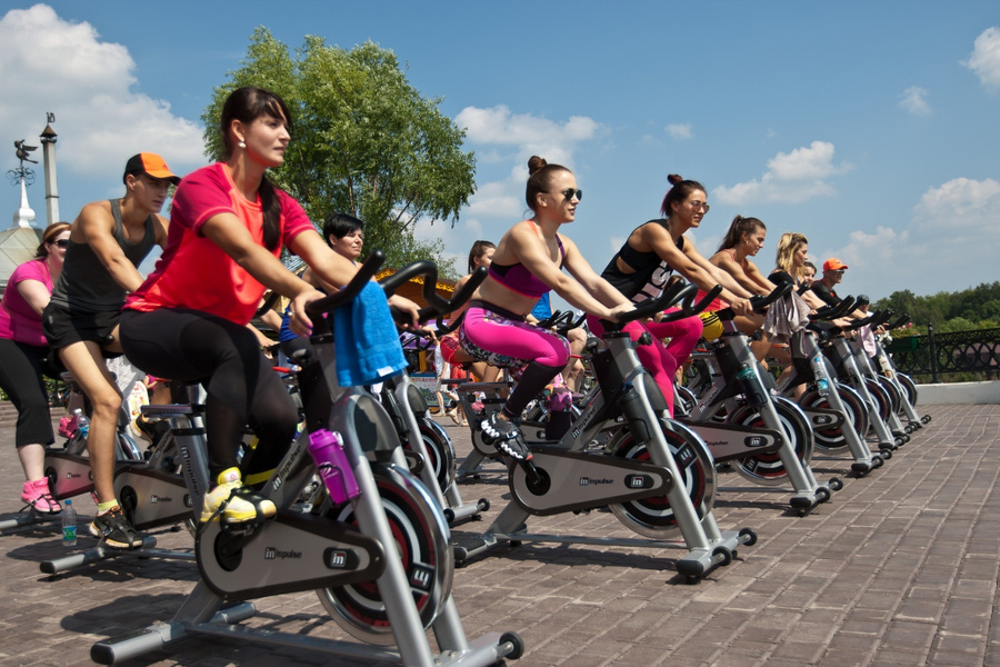 забег весенний в москве. спорт во владимире. спорт во владимире. лыжная трасса во владимире. спорт во владимире.