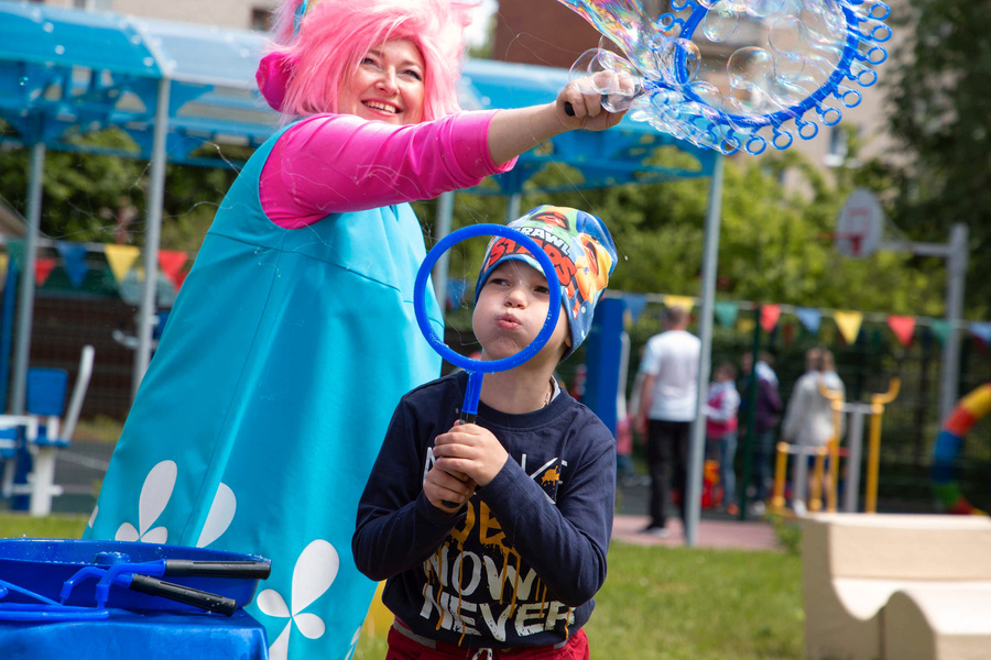 Иллюстрация к новости о грантах для молодёжных проектов